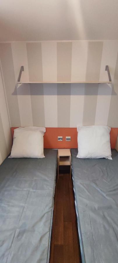 Mobil Home 6 Places La Roque-d'Antheron Ngoại thất bức ảnh